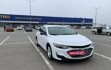 Chevrolet Malibu IX, 2020 год, 1 500 000 рублей, 7 фотография