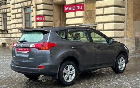 Toyota RAV4, 2013 год, 1 780 000 рублей, 5 фотография