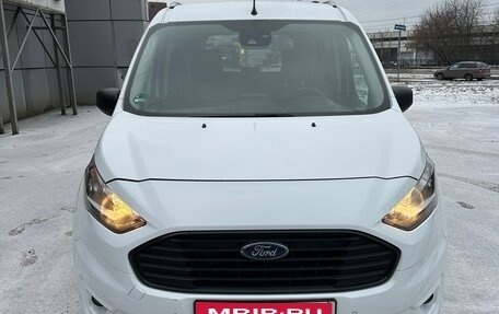 Ford Tourneo Connect II рестайлинг, 2020 год, 2 290 000 рублей, 1 фотография