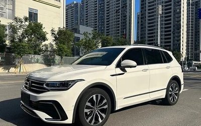 Volkswagen Tiguan II, 2022 год, 3 055 000 рублей, 1 фотография