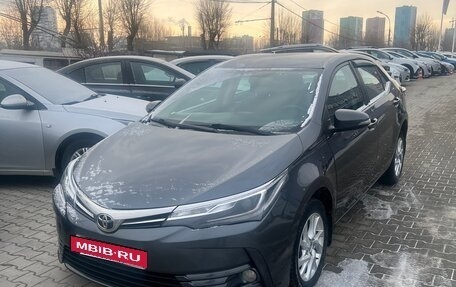 Toyota Corolla, 2017 год, 1 330 000 рублей, 2 фотография