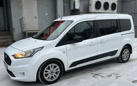 Ford Tourneo Connect II рестайлинг, 2020 год, 2 290 000 рублей, 7 фотография