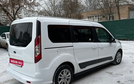 Ford Tourneo Connect II рестайлинг, 2020 год, 2 290 000 рублей, 3 фотография