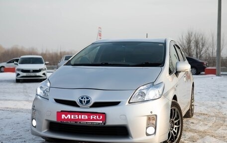 Toyota Prius, 2010 год, 1 397 000 рублей, 2 фотография