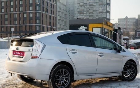 Toyota Prius, 2010 год, 1 397 000 рублей, 4 фотография