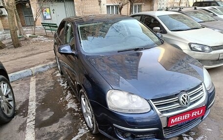 Volkswagen Jetta VI, 2009 год, 650 000 рублей, 1 фотография