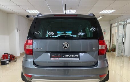 Skoda Yeti I рестайлинг, 2017 год, 1 499 999 рублей, 6 фотография