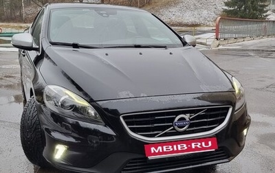 Volvo V40 II рестайлинг, 2015 год, 1 300 000 рублей, 1 фотография