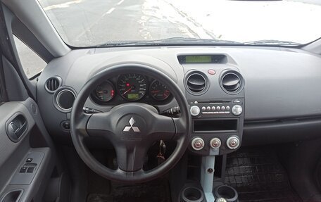 Mitsubishi Colt VI рестайлинг, 2007 год, 435 000 рублей, 31 фотография