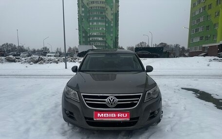 Volkswagen Tiguan I, 2009 год, 947 000 рублей, 1 фотография