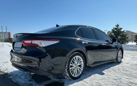 Toyota Camry, 2020 год, 3 950 000 рублей, 4 фотография