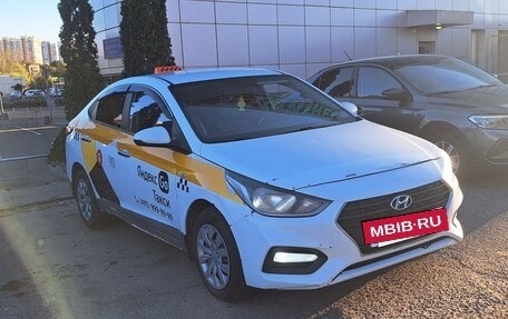 Hyundai Solaris II рестайлинг, 2018 год, 660 000 рублей, 3 фотография