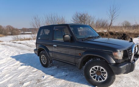 Mitsubishi Pajero III рестайлинг, 1993 год, 700 000 рублей, 1 фотография