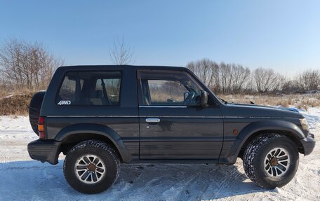 Mitsubishi Pajero III рестайлинг, 1993 год, 700 000 рублей, 2 фотография