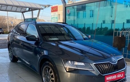 Skoda Superb III рестайлинг, 2018 год, 1 980 000 рублей, 8 фотография