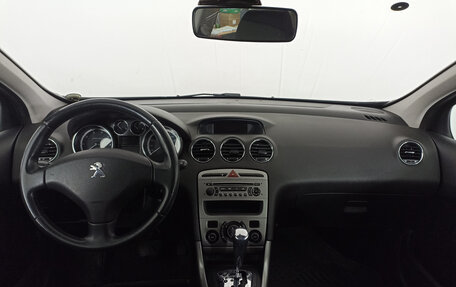 Peugeot 308 II, 2011 год, 750 000 рублей, 14 фотография