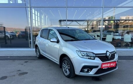 Renault Sandero II рестайлинг, 2018 год, 640 000 рублей, 2 фотография