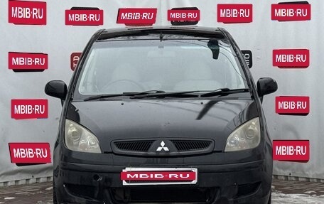 Mitsubishi Colt VI рестайлинг, 2003 год, 310 000 рублей, 2 фотография