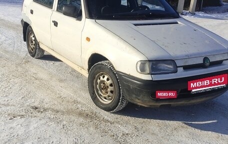 Skoda Felicia I рестайлинг, 1996 год, 100 000 рублей, 7 фотография