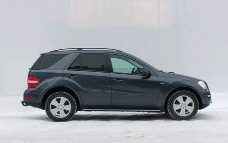 Mercedes-Benz M-Класс, 2011 год, 2 195 000 рублей, 4 фотография