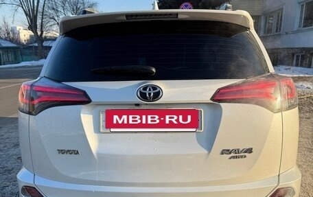 Toyota RAV4, 2016 год, 2 230 000 рублей, 12 фотография