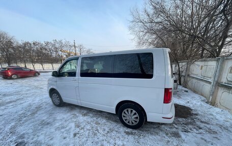 Volkswagen Caravelle T6 рестайлинг, 2019 год, 3 799 999 рублей, 1 фотография