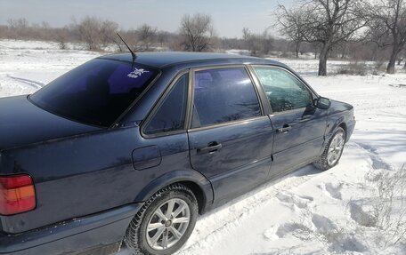 Volkswagen Passat B4, 1994 год, 230 000 рублей, 1 фотография