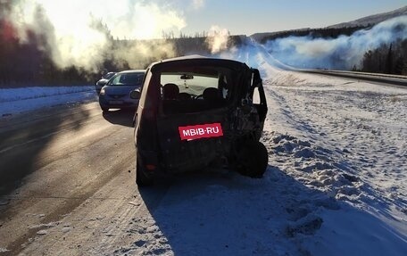 Toyota FunCargo, 2000 год, 200 000 рублей, 4 фотография