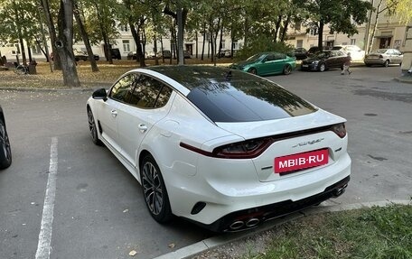 KIA Stinger I, 2018 год, 2 640 000 рублей, 6 фотография