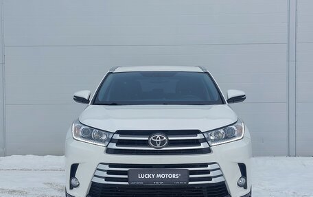 Toyota Highlander III, 2018 год, 4 090 000 рублей, 5 фотография