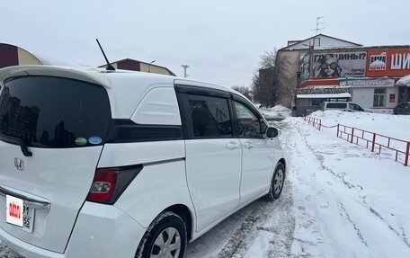 Honda Freed I, 2013 год, 1 400 000 рублей, 17 фотография