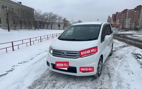 Honda Freed I, 2013 год, 1 400 000 рублей, 19 фотография