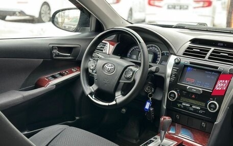 Toyota Camry, 2013 год, 1 830 000 рублей, 8 фотография