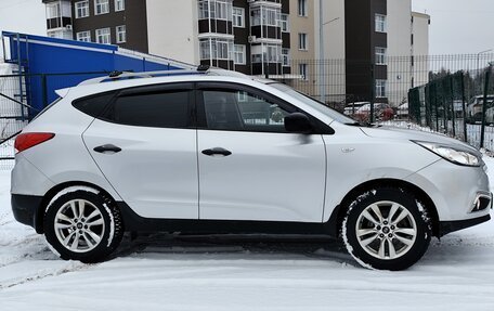 Hyundai ix35 I рестайлинг, 2013 год, 1 650 000 рублей, 12 фотография