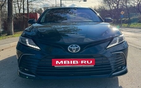 Toyota Camry, 2021 год, 2 480 000 рублей, 9 фотография