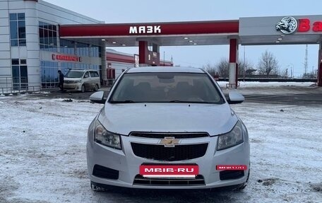 Chevrolet Cruze II, 2010 год, 610 000 рублей, 4 фотография