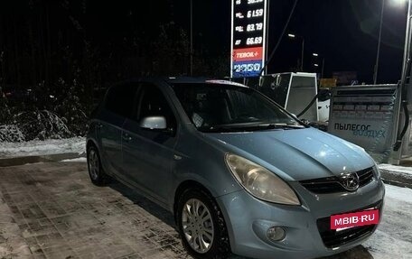 Hyundai i20 IB рестайлинг, 2010 год, 600 000 рублей, 3 фотография