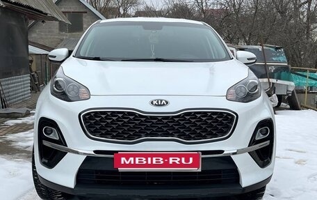 KIA Sportage IV рестайлинг, 2019 год, 2 200 000 рублей, 3 фотография