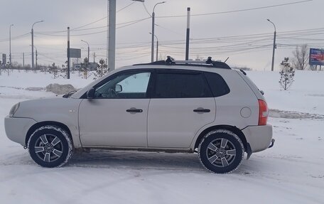 Hyundai Tucson III, 2008 год, 750 000 рублей, 4 фотография