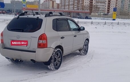 Hyundai Tucson III, 2008 год, 750 000 рублей, 5 фотография