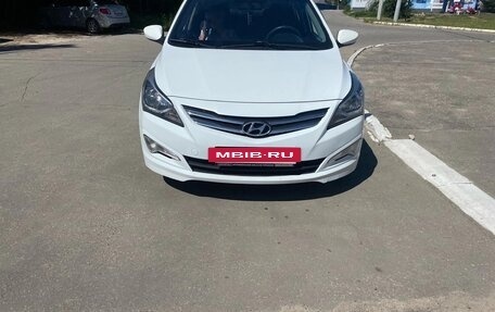 Hyundai Solaris II рестайлинг, 2016 год, 950 000 рублей, 4 фотография