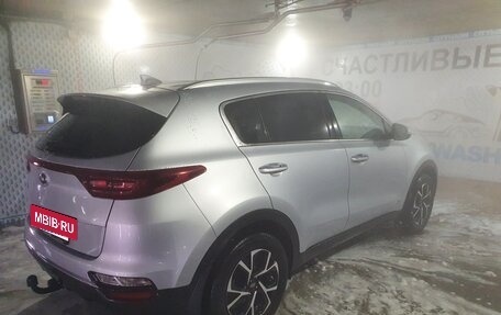 KIA Sportage IV рестайлинг, 2021 год, 2 900 000 рублей, 2 фотография