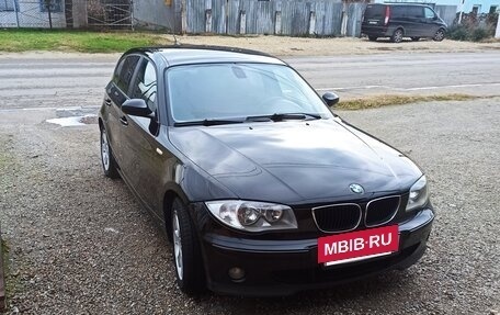 BMW 1 серия, 2006 год, 800 000 рублей, 2 фотография