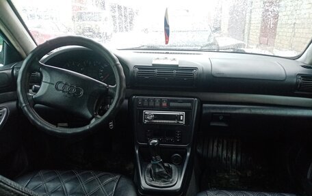 Audi A4, 1997 год, 390 000 рублей, 13 фотография