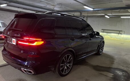 BMW X7, 2022 год, 16 800 000 рублей, 2 фотография