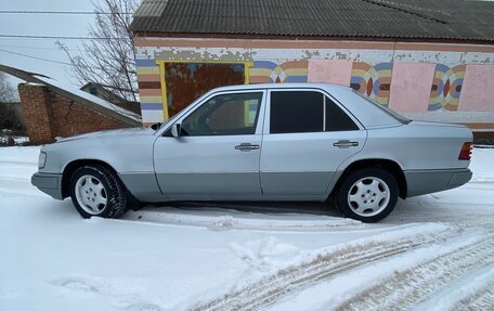 Mercedes-Benz E-Класс, 1993 год, 250 000 рублей, 7 фотография