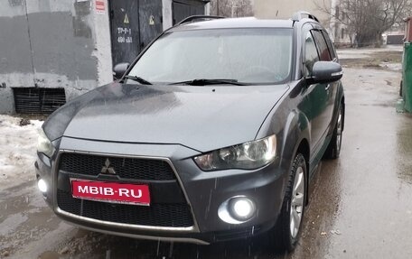 Mitsubishi Outlander III рестайлинг 3, 2011 год, 950 000 рублей, 1 фотография