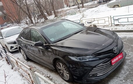 Toyota Camry, 2019 год, 2 100 000 рублей, 1 фотография