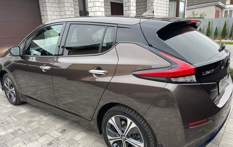 Nissan Leaf II, 2021 год, 2 670 000 рублей, 20 фотография