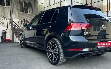 Volkswagen Golf VII, 2019 год, 1 993 000 рублей, 1 фотография